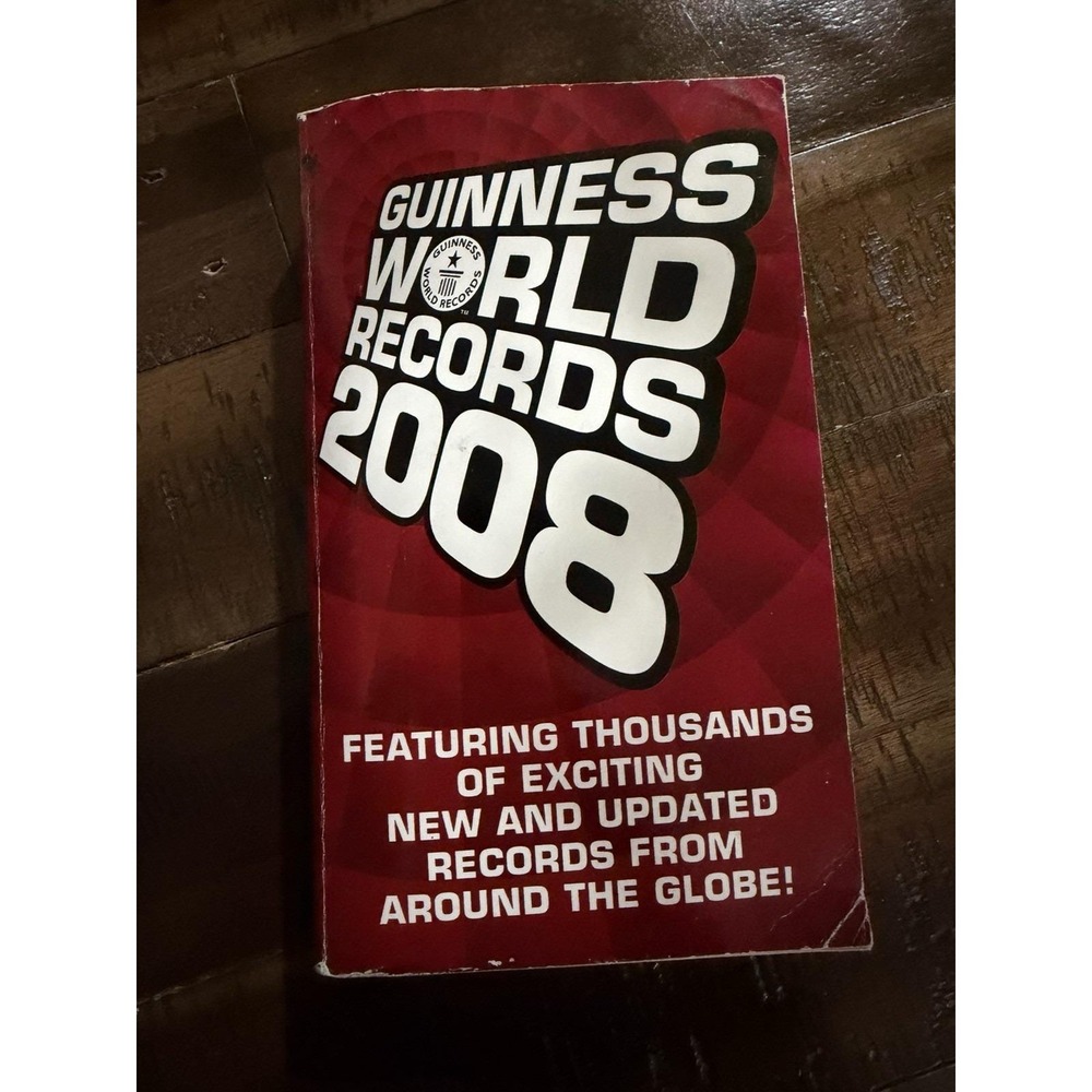 Small Paperback Guiness Book of World Records 2008